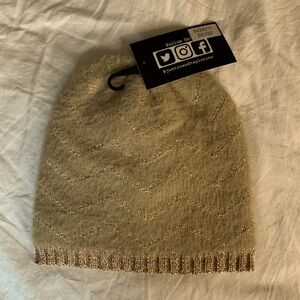 NWT Justin and Taylor beanie